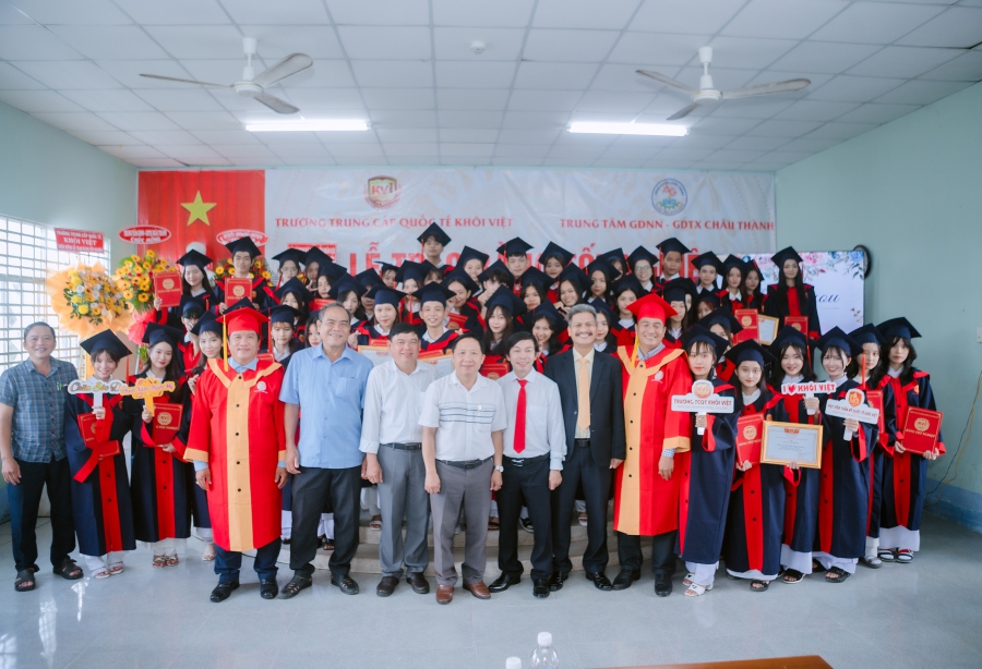 Lễ tốt nghiệp và trao bằng trung cấp năm 2022