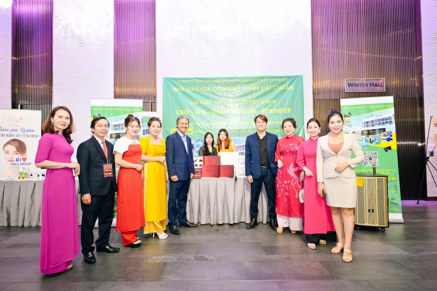 “ Khôi Việt Beauty Stars – Tri ân và Kết nối”: Đêm Gala tri ân Ngày Nhà giáo Việt Nam