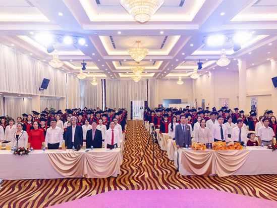 LỄ TỐT NGHIỆP HỆ TRUNG CẤP – MỘT HÀNH TRÌNH KHÉP LẠI, CÁNH CỬA MỚI MỞ RA