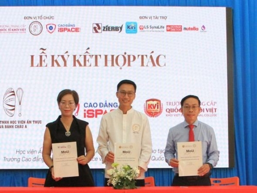 Khôi Việt ký kết hợp tác đào tạo ẩm thực cùng Học viện ACABA, ra mắt Khoa Quản trị Nhà hàng và Dịch vụ ăn uống